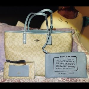 Coach Reversible PVC City Tote with matching Coach Wristlet in Khaki/cornflower